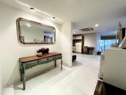 Cairnhill Plaza (D9), Apartment #473451901